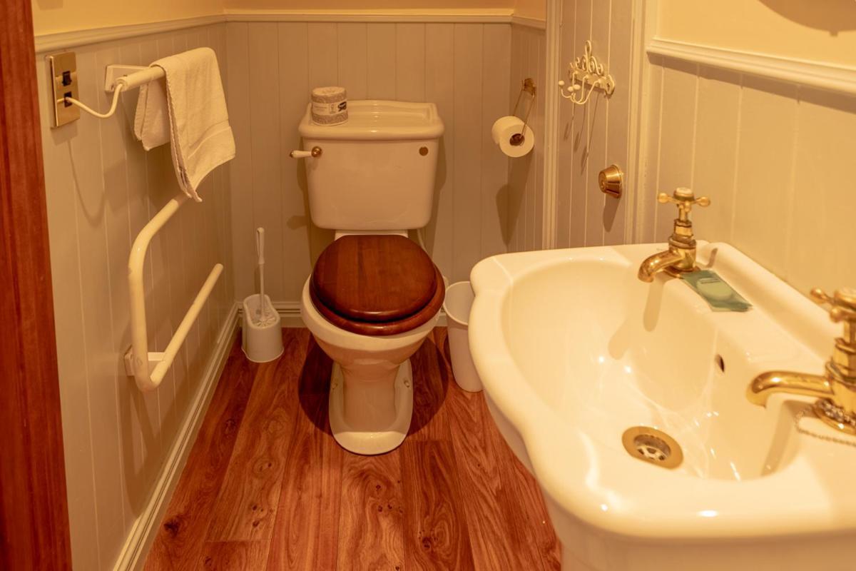 37 St James Avenue Ханмер Спрингс Екстериор снимка